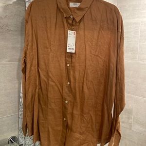 NWT Uniqlo Linen Button Up